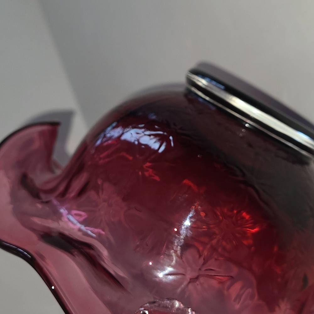 Vintage Pilgrim Glass Basket - Picture 7 of 9